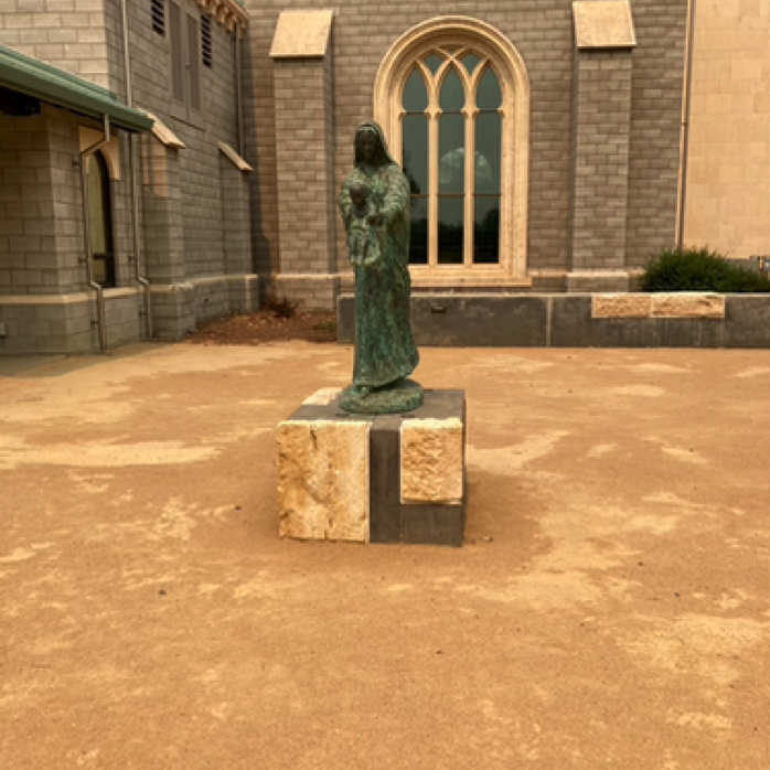Statue of Our Lady of New Clairvaux
